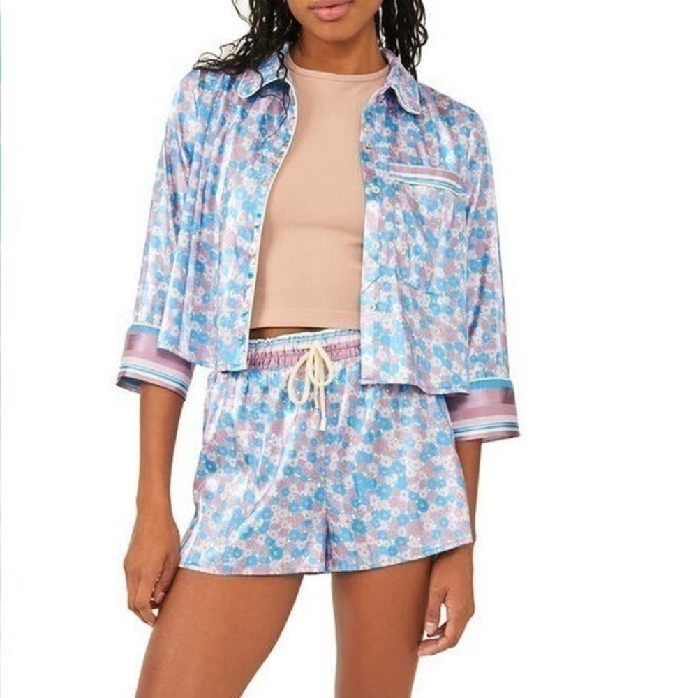 Free People Blue Pink Floral Satin Pajama Set Button Down Shirt Shorts | Large